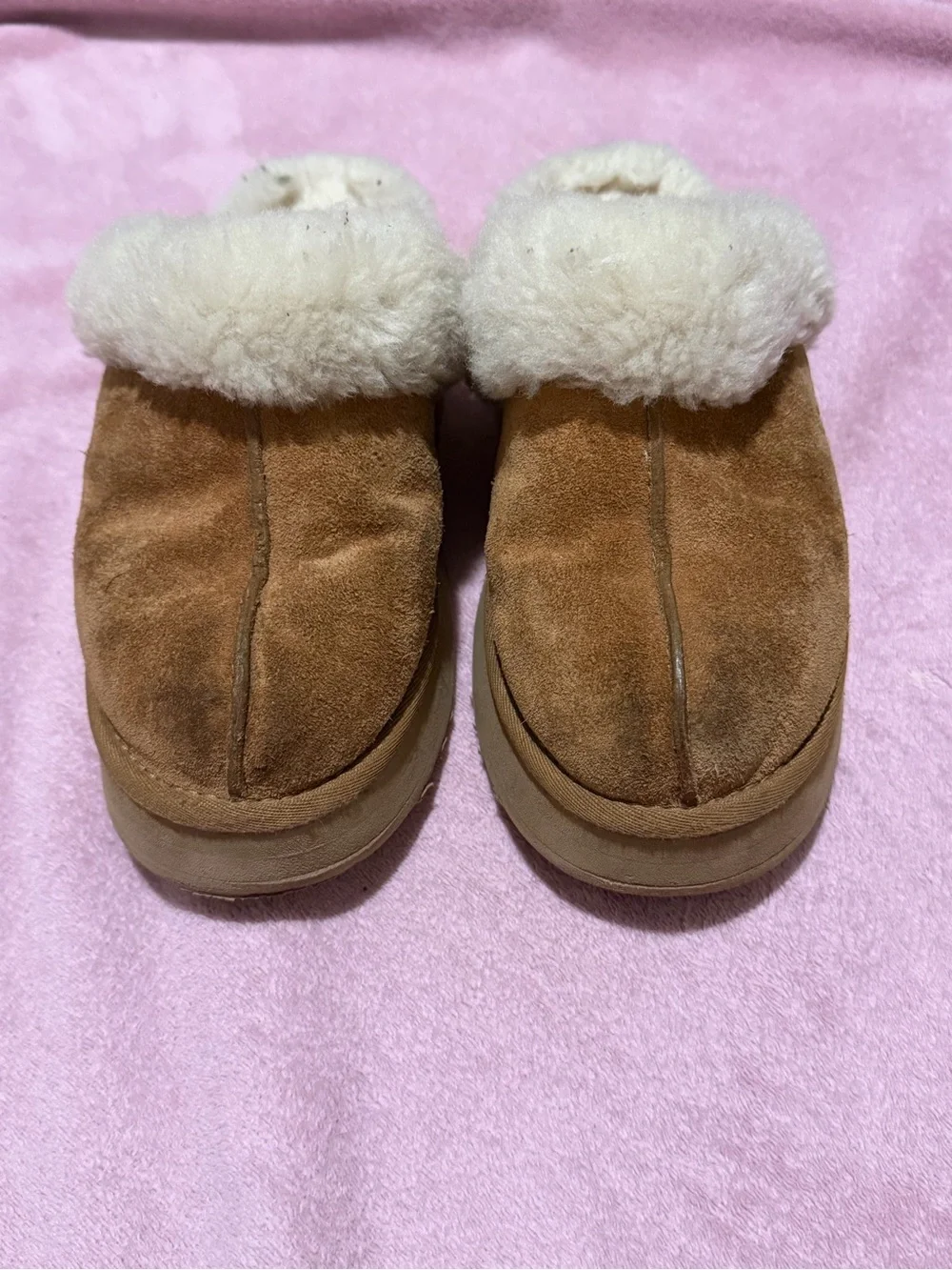 UGG Kids Chestnut Suede Shearling Slip-On Slippers